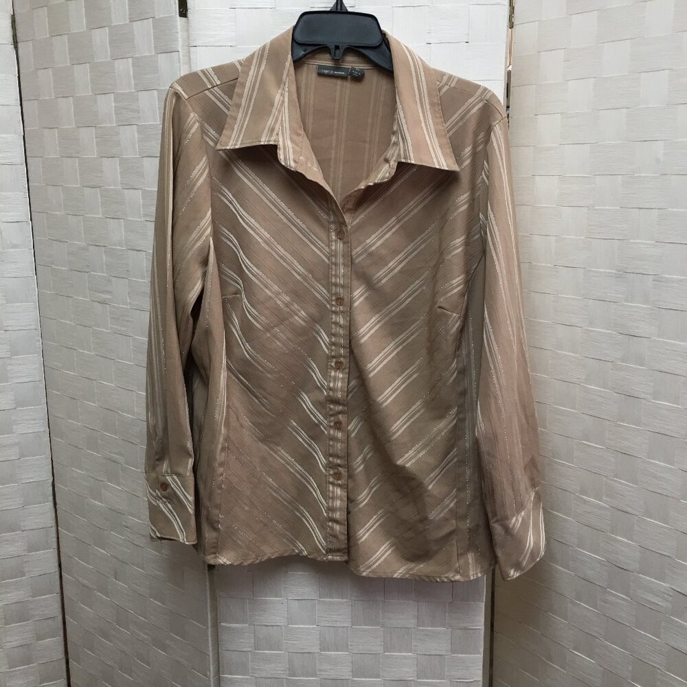 apt 9 beige striped blouse with metallic stripe size 1X